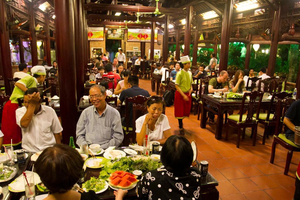 דה נאנג Ngoi Nha Xanh Hotel מראה חיצוני תמונה
