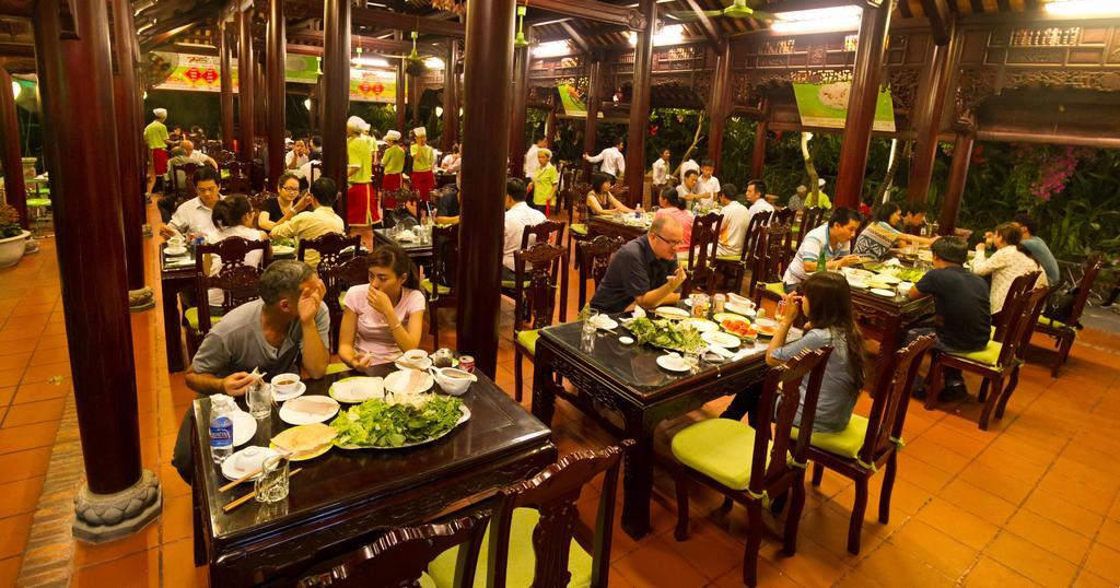 דה נאנג Ngoi Nha Xanh Hotel מראה חיצוני תמונה