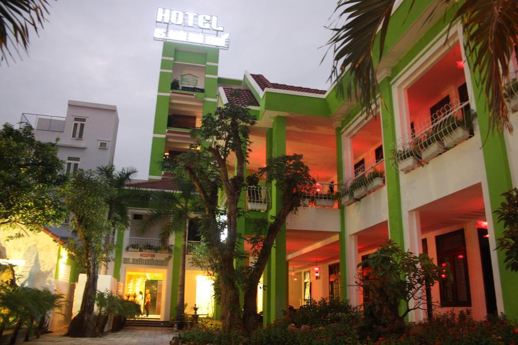 דה נאנג Ngoi Nha Xanh Hotel מראה חיצוני תמונה