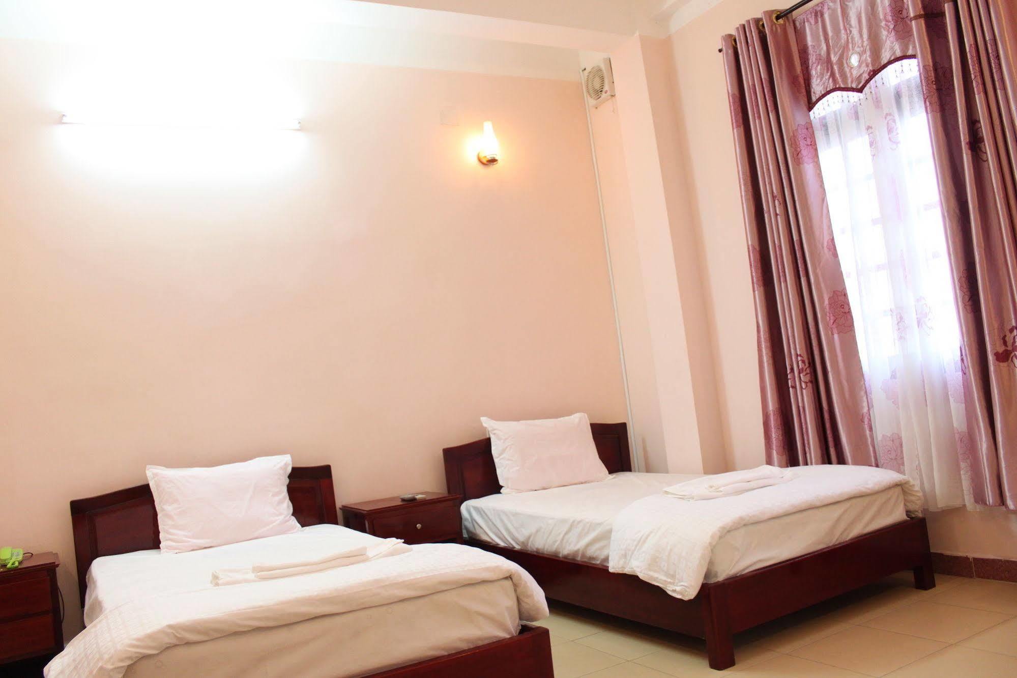 דה נאנג Ngoi Nha Xanh Hotel מראה חיצוני תמונה