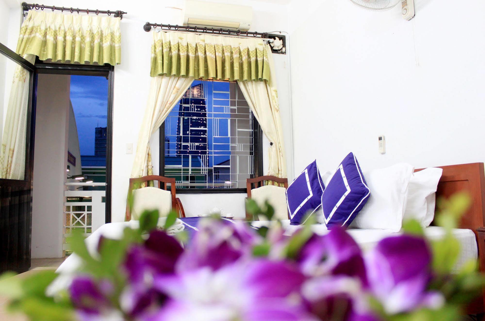 דה נאנג Ngoi Nha Xanh Hotel מראה חיצוני תמונה